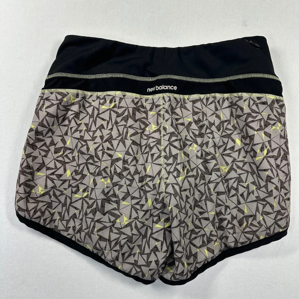 New Balance Chaser Running Shorts 4